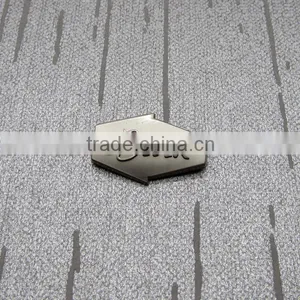 Simple Metal Tag Metal Label For Garment thumbnail-1