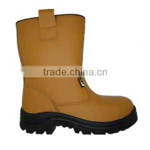 Chemical Resistant Yellow Safety Rubber Boots Nitrile Sole Safety Rain Boots/safety Shoes With Steel Toe Cap and Steel Midsole thumbnail-1