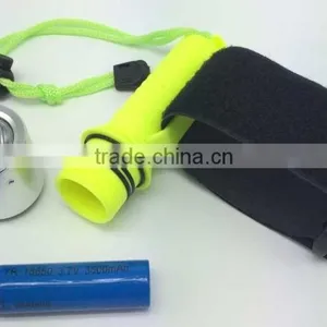 18650 3W High Water Proof Performance Diving Flashlight With Cuff and Sling thumbnail-2