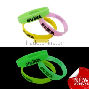Wholesale Cheap Glow in the Dark Custom Silicone Fluorescent Band thumbnail-1