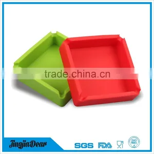 Hot Sale Smokeless Silicone Ashtray , Heat Resistant Square Silicone Ashtray thumbnail-3