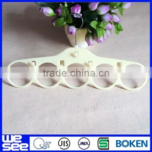 High Quality Eco-friendly 5-hole Ring Rope Slots Holder Hook Scarf Wraps Shawl Storage Hanger thumbnail-2