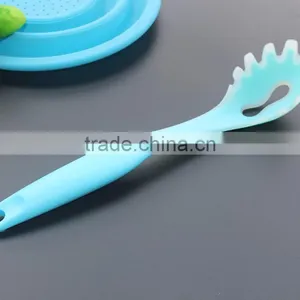 CK-3124 High Quality Non-stick 6pcs Gadget Silicone Kitchen Cooking Tools Set Nylon Kitchen Utensil Set With PP Handle thumbnail-5