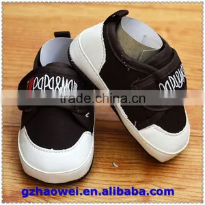 Love Dad & Mum Printed Baby Booties thumbnail-4