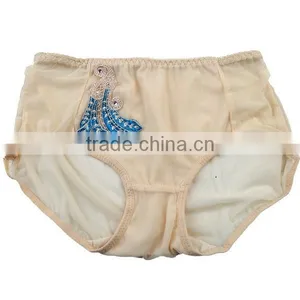 2015 Fashion Cotton Middle Waist Girls Panties thumbnail-1