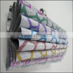 China Hot Sell Glitter and Crafts Wrapping Paper for Handbag Material thumbnail-1