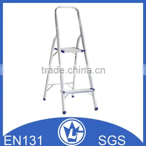 Portable Aluminium Ladder With Rubber Cover Step, Safety Handrail GS and EN131 Approval thumbnail-3