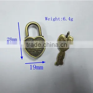 Fashionable Heart Shaped Mini Padlock With Keys For Wholesale Made In China thumbnail-4