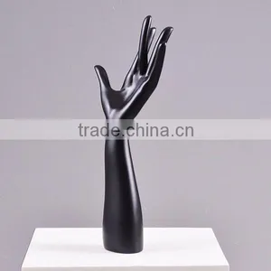 Mannequin Hands Plastic thumbnail-1