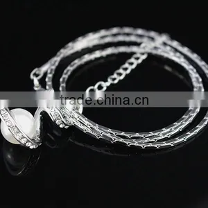 Crystal 18k Gold Pendant Pearl Necklace thumbnail-2