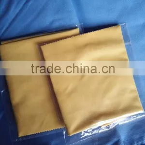 Microfiber Lens Cleaning Cloth thumbnail-1