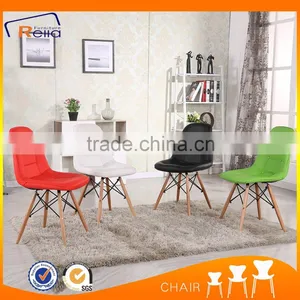 Coffee Shop Leather Chair With Wood Legs thumbnail-4