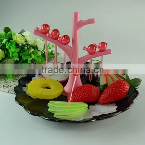 Black and White Glazed Wave Ceramic Fruit Plate With Plactis Stick Wholesale Cheap Price thumbnail-1