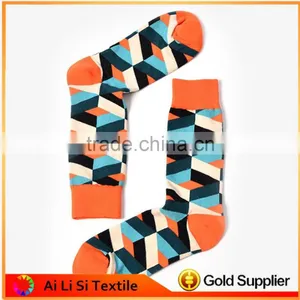 Stock Fashion Happy Colorful Mens Socks Wholesale thumbnail-1