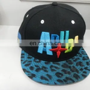 100% Acrylic 6 Panel Flat Brim Snapback Cap With Custom Embroidery Logo thumbnail-4
