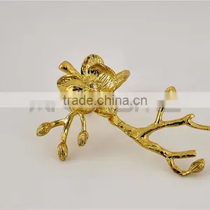 Cheap Decorative 2014 Unique Fashion Wholesale New Design Gold Napkin Rings thumbnail-2