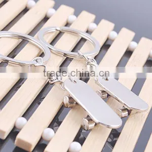 Gifts Manufacturers Dongguan City Metal Key Ring Couple Creative Keychains thumbnail-3