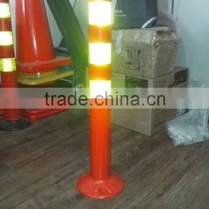 Flexible Spring Type Plastic Warning Sign Bollards / PU Delineator Post Quality Choice thumbnail-3