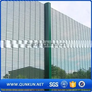 China Supplier 358 Clearvu Anti Climb Prison Fences thumbnail-1