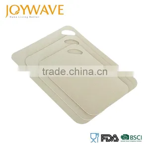 2016 New Product Non Slip Rice Husk Flexible Chopping Board Set thumbnail-1
