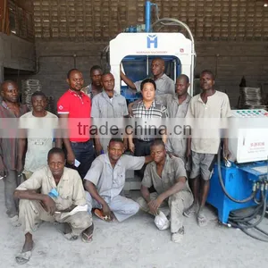 China Famous Factory Who Make the Small Scale Industries Machine for QT3-25 Concrete Block Making Machine thumbnail-6