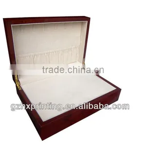 Luxury New Fashion Modern Wooden Box for Ring Display thumbnail-3