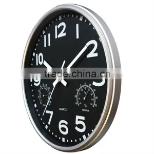 Plastic Clock thumbnail-1