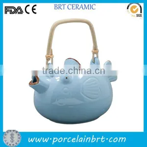 Fish Design Ceramic Teapot With Bamboo Handle thumbnail-1