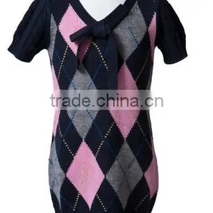 Fashion V Neck Cotton Short Sleeved Girls Argyle Sweater thumbnail-3