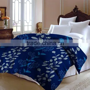 Solid and Printed Comforters thumbnail-6