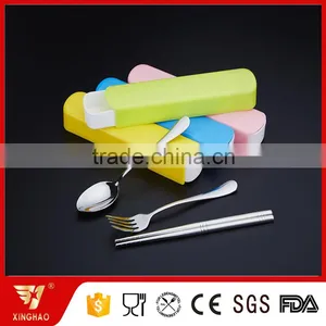 Travelling Japanese Tableware Suit in Colorful Plastic Box thumbnail-2