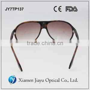 Cheap Hot Sale Plastic Sunglasses for Woman thumbnail-5