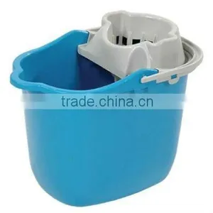 Plastic Oval Mop Bucket With Wheel thumbnail-1
