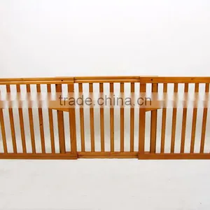 Professional Factory Top Quality 3 Panels Extended Wooden Pet Gate Dog Fence thumbnail-2