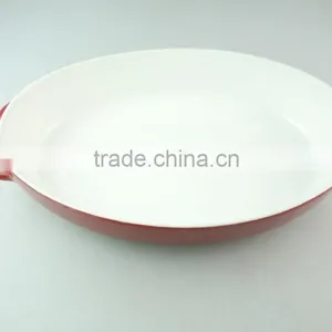 Red Oval Shape Ceramic Bakeware Porcelain Bake Plate With Hands in Stocklots thumbnail-2