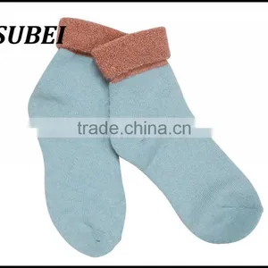 Man Solid Color Cotton Socks thumbnail-2