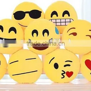 2015 Popular Custom Emoji Plush Keychain Soft Stuffed Keyring OEM Keychain thumbnail-1