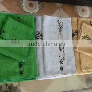 Factory Directly Sale Jacquard Bamboo Fiber Bath Towel thumbnail-1