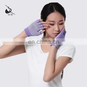 116075020 Yoga Glove thumbnail-2
