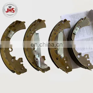 High Quality Wholesale AUTO Brake Shoe FOR HILUX VIGO/FORTUNER 2004-2016 OEM:04495-0K120 thumbnail-1