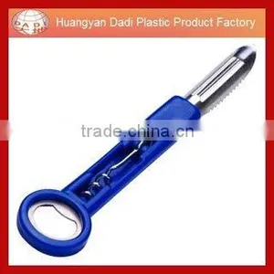 Plastic Peeler thumbnail-1