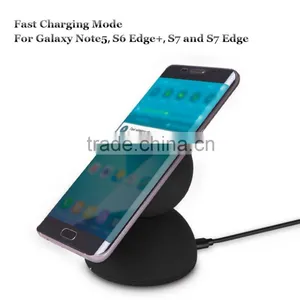 Qi-Standard 9V Wireless Fast Charger With LED Indicator For Smart Phones thumbnail-4