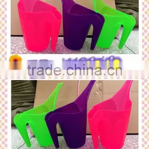 Plastic Convenient Watering Can thumbnail-1