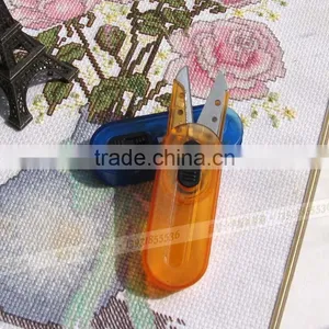 Wholesale Sewing Craft Tools Little Scissors Mini Scissors With Cap for Cross Stitch thumbnail-5