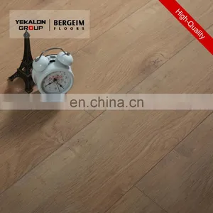Factory Direct Cheap Super High Gloss 8mm 12mm Ac4 Middle Embossed Grey Waterproof Hdf Wooden Laminate Flooring Price thumbnail-4