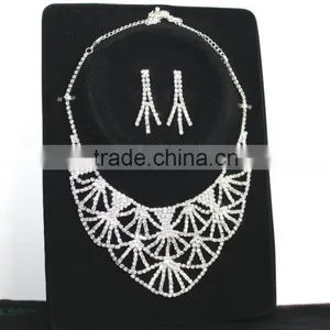 2015 Hot Sale Trendy Design Shining Luxury Bridal Jewelry Set Diamond Jewelry Set thumbnail-5