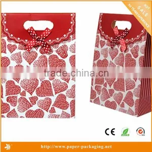Romantic Cute Gift Cheap Paper Bags Wholesale thumbnail-2