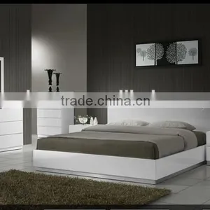 Bedroom Furniture Set Modern Design thumbnail-1