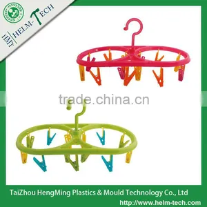 Plastic Clothes Hanger --Z8089 thumbnail-1