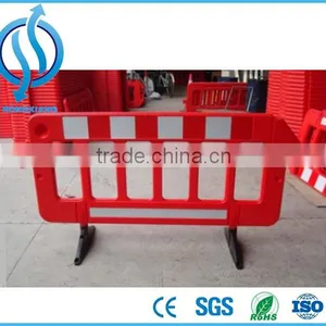 Temporary Portable Plastic Barrier/ Pedestrian Fence Barrier / Plastic Safety Fence for Road Safety thumbnail-3